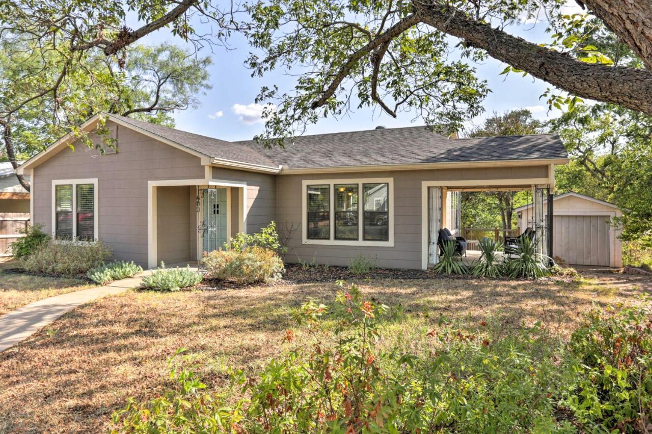Fredericksburg Cottage With Grill - Walk To Main St! Zewnętrze zdjęcie