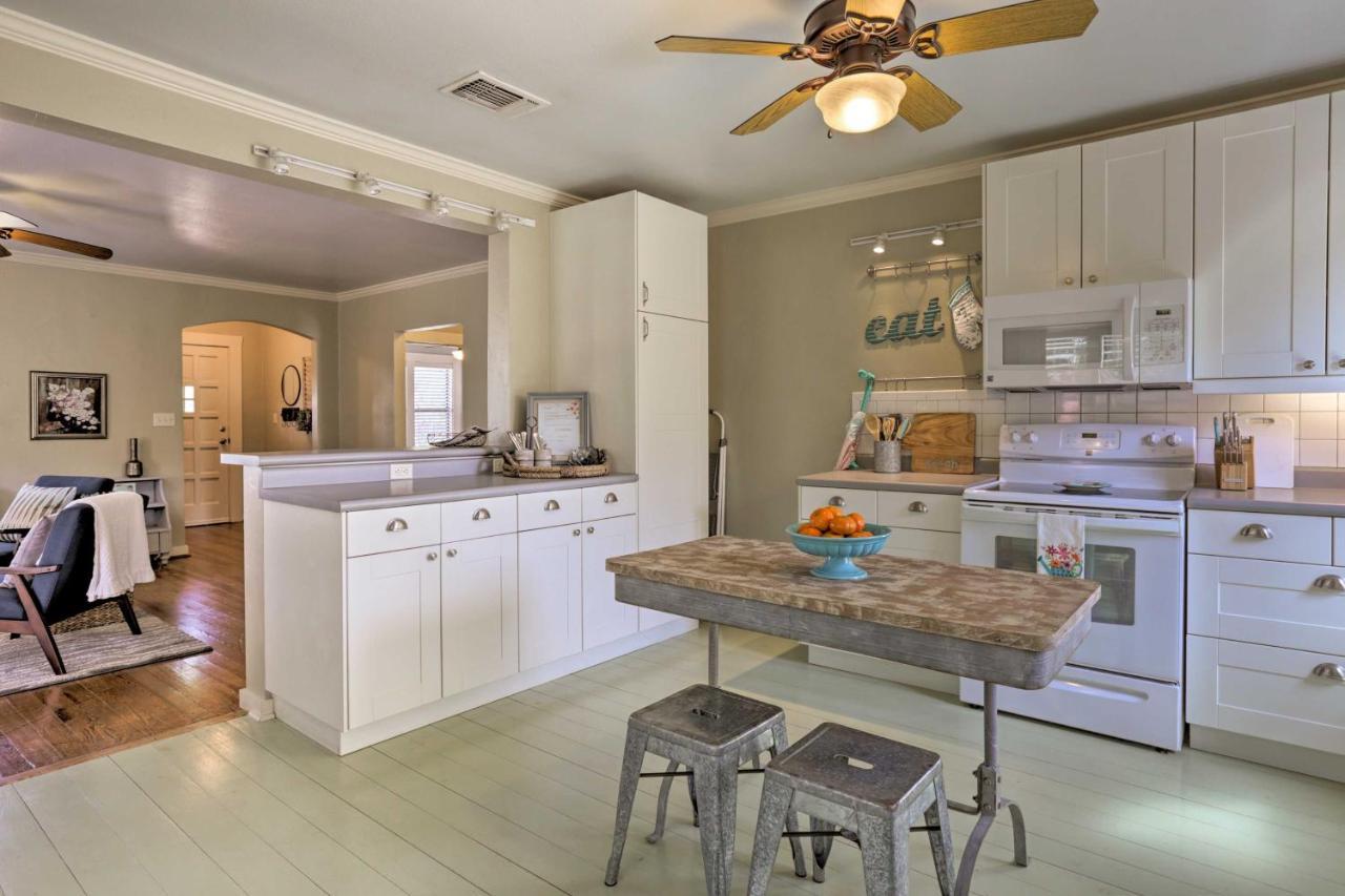 Fredericksburg Cottage With Grill - Walk To Main St! Zewnętrze zdjęcie